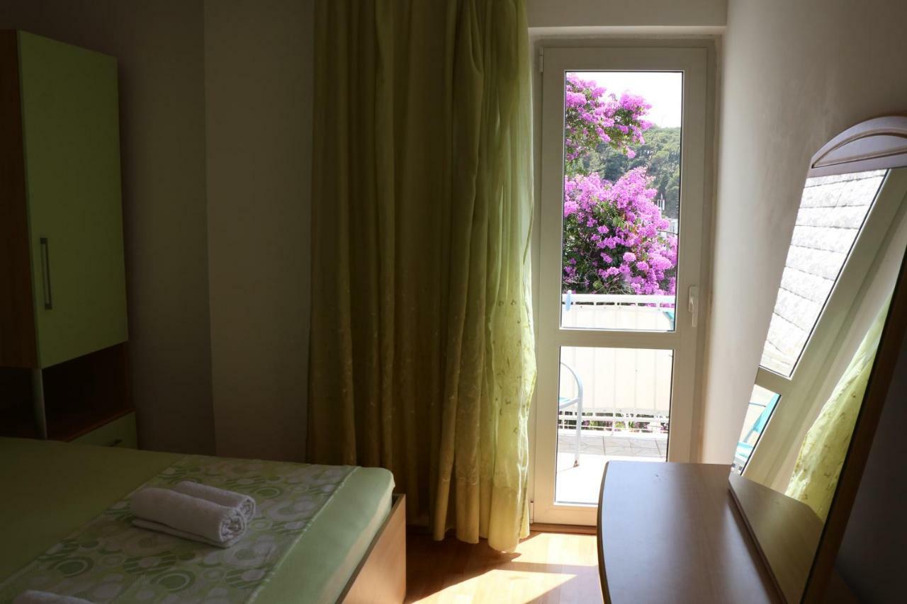 Apartment Mlacic Hvar Island エクステリア 写真